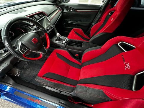 Used 2018 Honda Civic Type R image 19