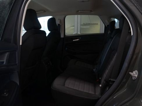 Certified 2022 Ford Edge SE image 29