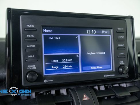 Used 2022 Toyota RAV4 XLE w/ Convenience Package AWD/4WD image 17