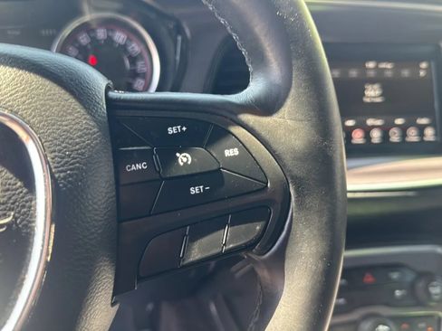 Used 2017 Dodge Challenger R/T RWD image 26