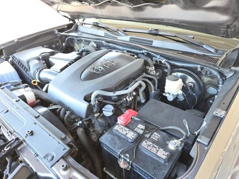 Used 2021 Toyota Tacoma TRD Sport image 73