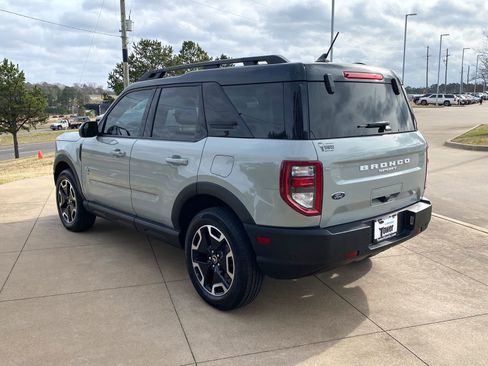 Used 2024 Ford Bronco Sport Outer Banks w/ Tech Package image 4