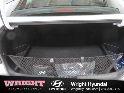 Certified 2025 Hyundai Elantra Sport image 14