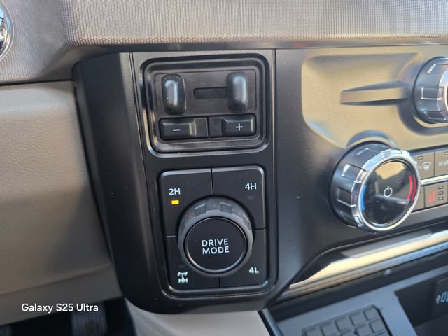 New 2026 Ford F250 Platinum w/ Platinum Plus Package AWD/4WD image 24