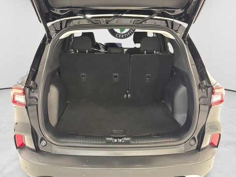 Used 2026 Ford Escape Active w/ Tech Pack #1 FWD image 24
