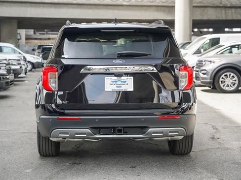 New 2024 Ford Explorer XLT w/ Equipment Group 202A image 7