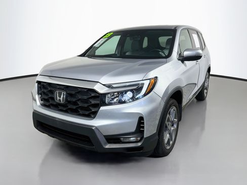 Used 2023 Honda Passport EX-L image 10