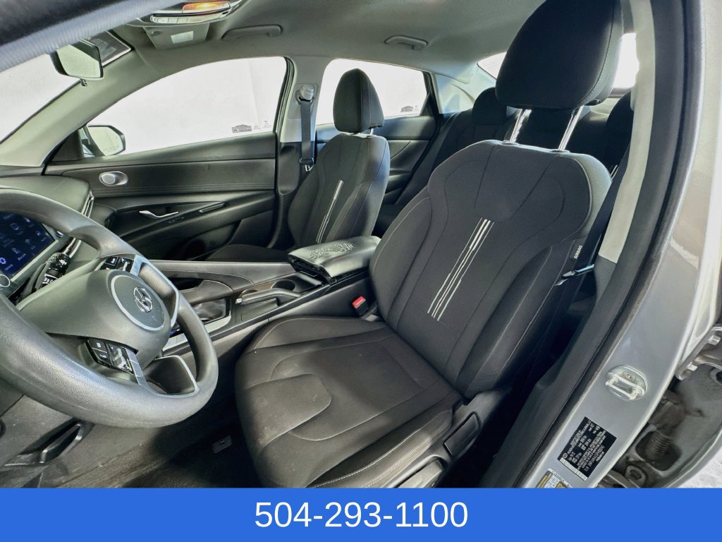Used 2023 Hyundai Elantra SEL w/ Cargo Package FWD image 21