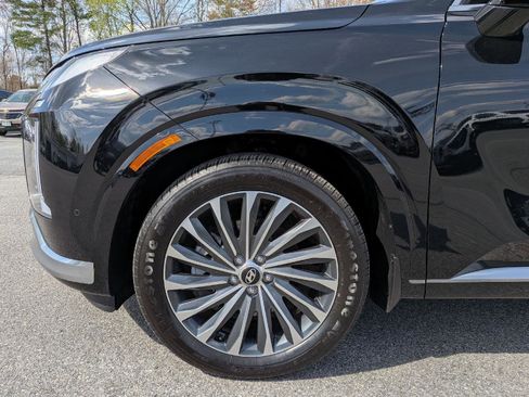 Used 2023 Hyundai Palisade Calligraphy AWD/4WD image 3