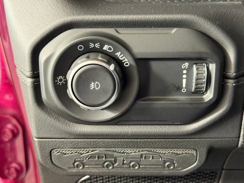Used 2024 Jeep Wrangler Unlimited Rubicon 392 AWD/4WD image 31