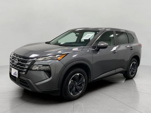 Certified 2025 Nissan Rogue SV AWD/4WD image 9