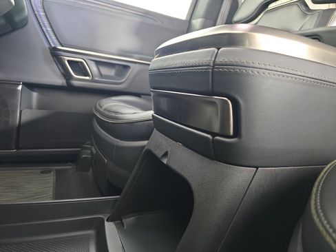 Used 2024 Rivian R1S Adventure AWD/4WD image 30