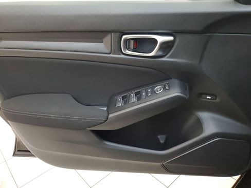 Certified 2025 Honda Civic Sport image 14