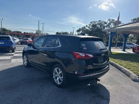 Used 2021 Chevrolet Equinox LT FWD image 3