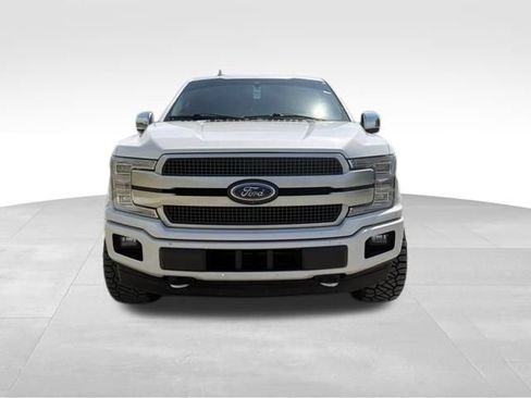 Used 2018 Ford F150 Platinum w/ Equipment Group 701A Luxury AWD/4WD image 10