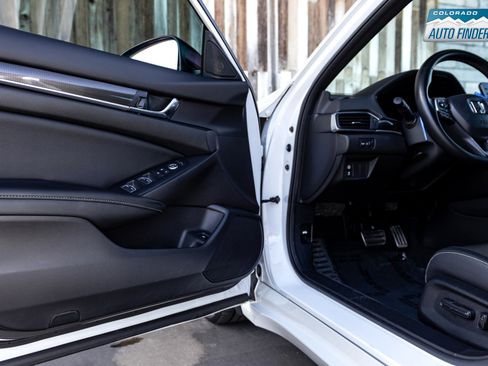 Used 2022 Honda Accord Sport image 9