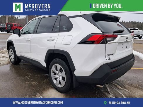 Used 2023 Toyota RAV4 LE image 4