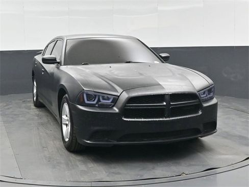 Used 2012 Dodge Charger SE image 10