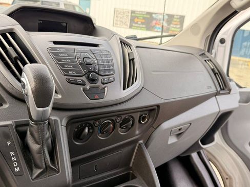 Used 2019 Ford Transit 150 130 Medium Roof RWD image 17