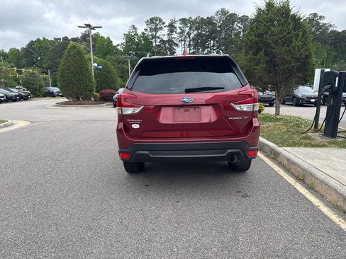 Used 2019 Subaru Forester Limited AWD/4WD image 4