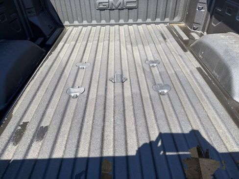 Used 2026 GMC Sierra 2500 AT4X image 25