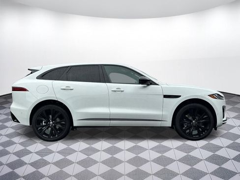 New 2025 Jaguar F-PACE R-Dynamic S AWD/4WD image 8