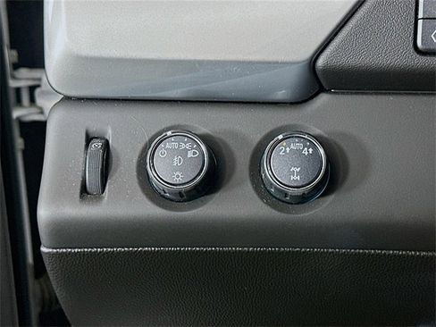 Used 2018 Chevrolet Tahoe Premier image 10