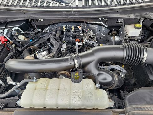 Used 2024 Lincoln Navigator Reserve image 13