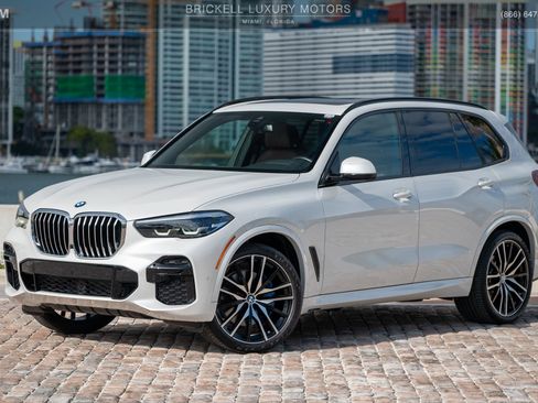 Used 2022 BMW X5 sDrive40i w/ M Sport Package image 11