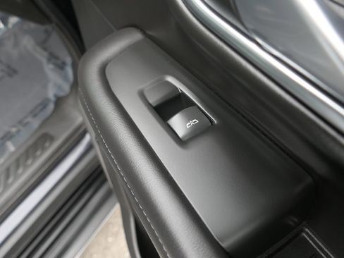 Used 2022 Chevrolet Tahoe LS RWD image 28