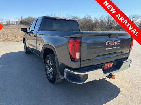 Used 2020 GMC Sierra 1500 SLE w/ SLE Value Package image 5