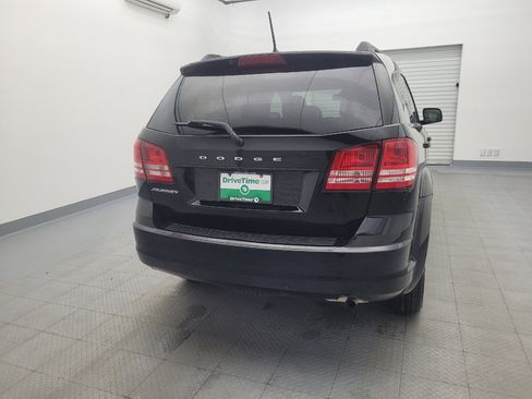 Used 2019 Dodge Journey SE image 7