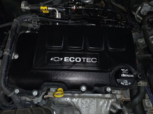 Used 2015 Chevrolet Cruze LT image 30