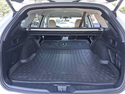 Used 2020 Subaru Outback Limited AWD/4WD image 35
