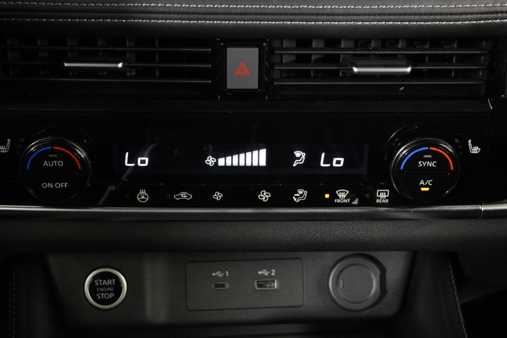 Certified 2023 Nissan Rogue Platinum FWD image 23