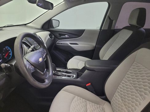 Used 2020 Chevrolet Equinox LS image 17