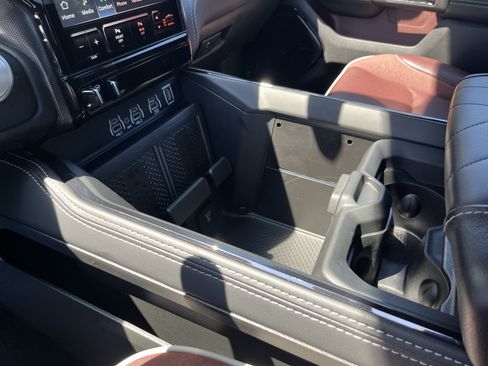 Used 2025 RAM 1500 Limited AWD/4WD image 28