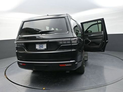 New 2026 Jeep Grand Wagoneer Limited AWD/4WD image 35
