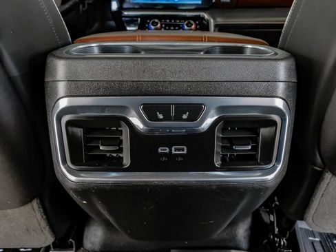 Used 2024 GMC Sierra 2500 Denali Ultimate AWD/4WD image 35