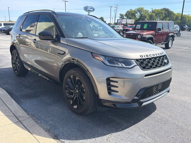 Used 2024 Land Rover Discovery Sport Dynamic SE AWD/4WD image 3