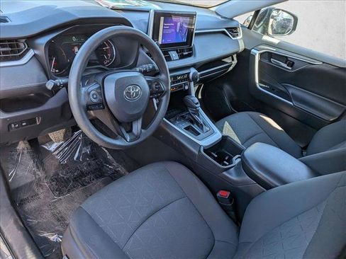 Used 2024 Toyota RAV4 XLE FWD image 12