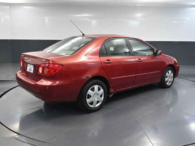 Used 2005 Toyota Corolla LE w/ Audio Value Pkg FWD image 3