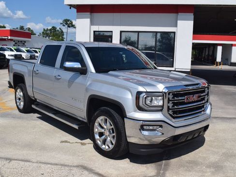 Used 2017 GMC Sierra 1500 SLT w/ SLT Premium Package RWD image 2