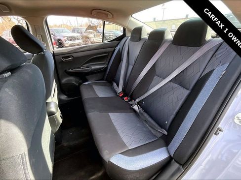 Used 2024 Nissan Versa SV w/ Trunk Package image 21
