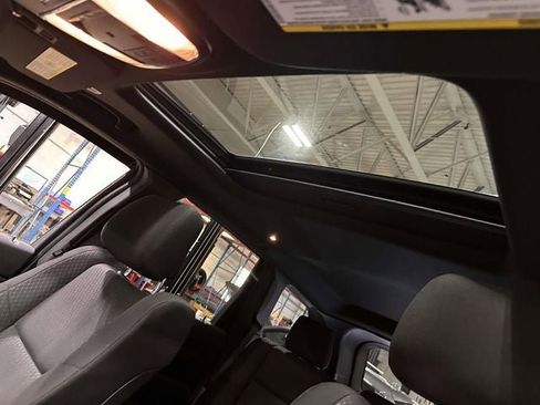 Used 2020 Jeep Grand Cherokee Laredo image 18