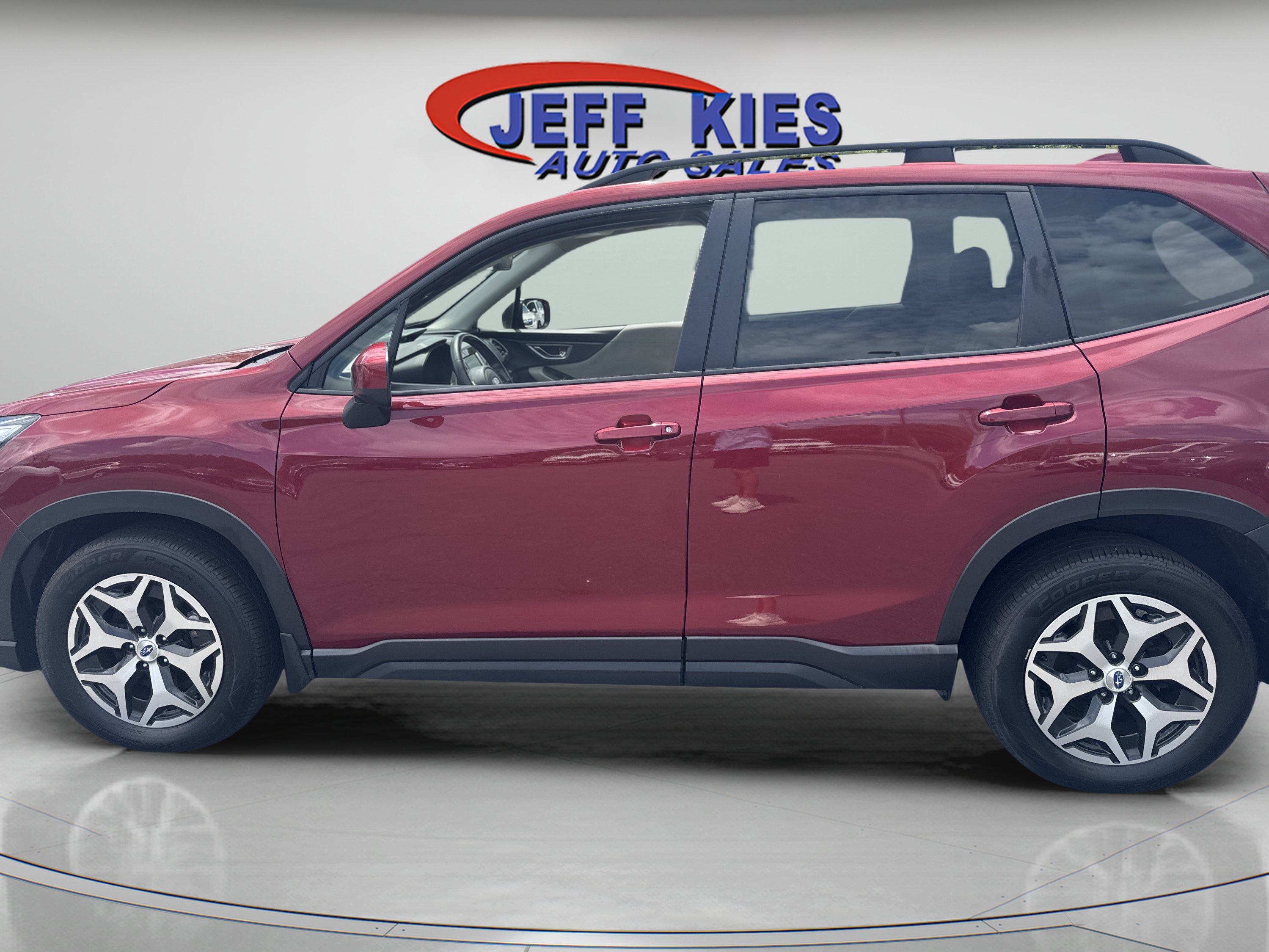Used 2019 Subaru Forester Premium w/ All-Weather Package AWD/4WD image 8