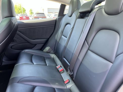Used 2019 Tesla Model 3 Long Range AWD/4WD image 32