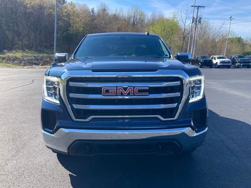 Used 2022 GMC Sierra 1500 SLE image 2