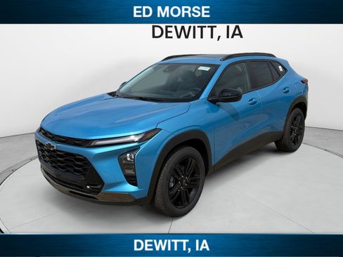 New 2026 Chevrolet Trax ACTIV w/ Sunroof Package FWD image 1