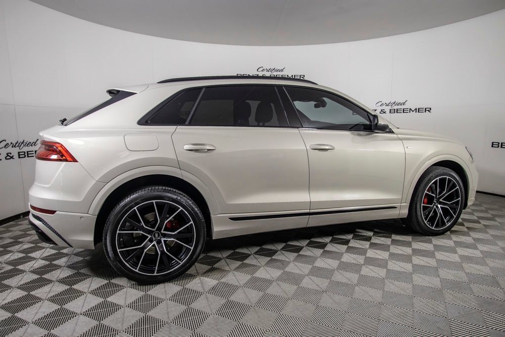 Used 2022 Audi Q8 Premium Plus AWD/4WD image 4